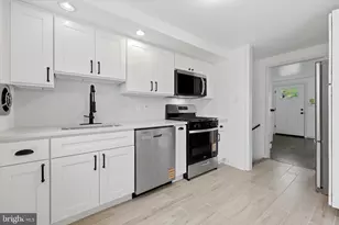 24 Barclay Dr, Pennsville, NJ 08070 - Photo 11