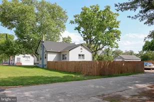 575 N Broadway, Pennsville Township, NJ 08023 - Photo 37