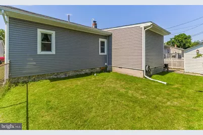 337 Jackson Avenue, Carneys Point, NJ 08069 - Photo 3