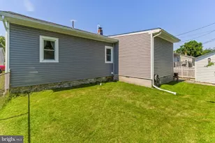 337 Jackson Ave, Carneys Point, NJ 08069 - Photo 3