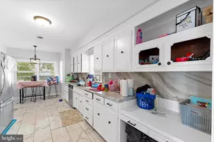 26 Delaware Dr, Penns Grove, NJ 08069 - Photo 7