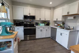 257 G St, Carneys Point, NJ 08069 - Photo 17