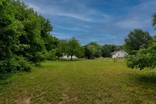 138 E Del-A-Vue Ave, Carneys Point, NJ 08069 - Photo 29