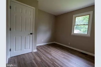138 E Del A Vue Avenue, Carneys Point, NJ 08069 - Photo 23