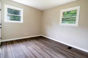 138 E Del-A-Vue Ave, Carneys Point, NJ 08069 - Photo 17