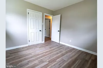 138 E Del A Vue Avenue, Carneys Point, NJ 08069 - Photo 21