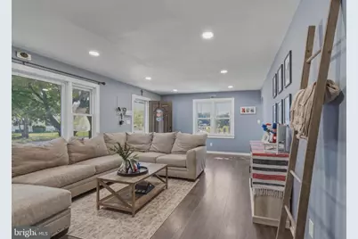 425 Erie Avenue, Penns Grove, NJ 08069 - Photo 3