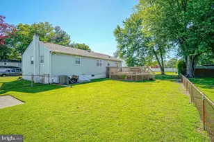 144 Castle Heights Ave, Pennsville, NJ 08070 - Photo 27
