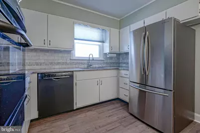 144 Castle Heights Avenue, Pennsville Township, NJ 08070 - Photo 13