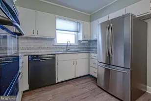 144 Castle Heights Ave, Pennsville, NJ 08070 - Photo 13