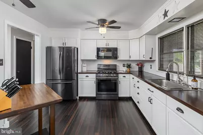 51 S Golfwood Avenue, Carneys Point, NJ 08069 - Photo 15