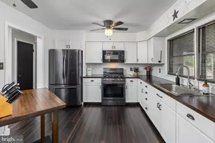 51 S Golfwood Ave, Carneys Point, NJ 08069 - Photo 15