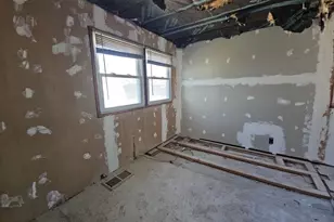 81 Mill St, Penns Grove, NJ 08069 - Photo 11