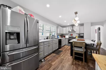 204 E Main Street, Penns Grove, NJ 08069 - Photo 13
