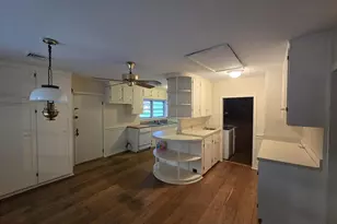 18 Chestnut Dr, Woodstown, NJ 08098 - Photo 9