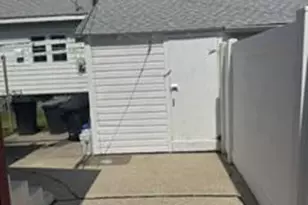 56 Vanburen St, Pennsville Township, NJ 08023 - Photo 5