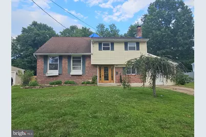 25 Jones Avenue, Pennsville Township, NJ 08070 - Photo 1