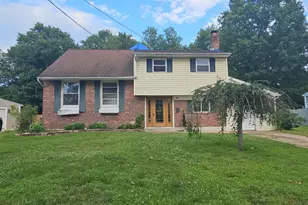 25 Jones Ave, Pennsville Township, NJ 08070 - Photo 1