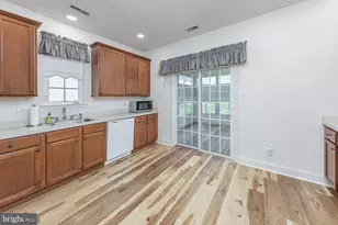 14 Meadowview Dr, Woodstown, NJ 08098 - Photo 9