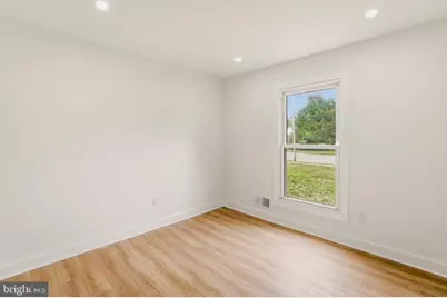 279 Wintergreen Lane, Carneys Point, NJ 08069 - Photo 9