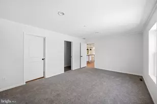 28 4th Ave, Carneys Point, NJ 08069 - Photo 15