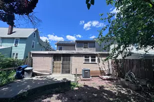 33 Main St, Pennsville, NJ 08070 - Photo 3