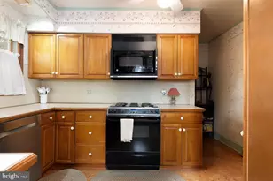 615 Hawks Bridge Rd, Carneys Point, NJ 08069 - Photo 17