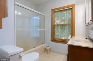 615 Hawks Bridge Rd, Carneys Point, NJ 08069 - Photo 29