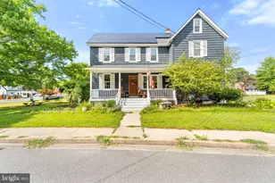 94 E Pittsfield St, Pennsville Township, NJ 08070 - Photo 1