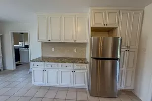 14 Broad St, Pennsville Township, NJ 08023 - Photo 3