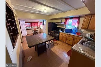 78 W Harmony Street, Penns Grove, NJ 08069 - Photo 5