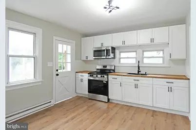 148 N Dolbow Avenue, Penns Grove, NJ 08069 - Photo 5
