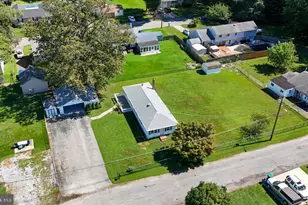 64 Dartmouth Rd, Pennsville Township, NJ 08070 - Photo 1