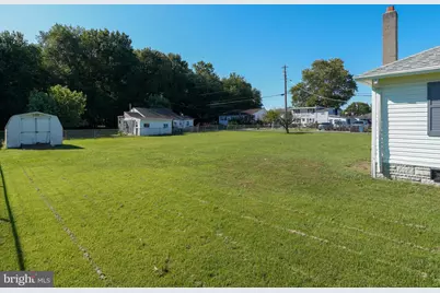 64 Dartmouth Road, Pennsville Township, NJ 08070 - Photo 9
