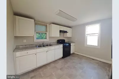 18 Regional Drive, Carneys Point, NJ 08069 - Photo 7