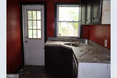 273 N Broad Street, Penns Grove, NJ 08069 - Photo 15