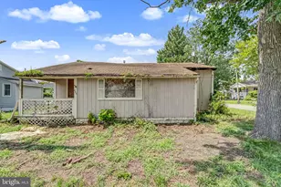 322 Taft Ave, Carneys Point, NJ 08069 - Photo 5
