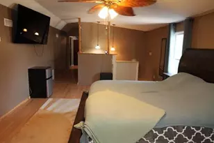308 Pine St, Carneys Point, NJ 08069 - Photo 21