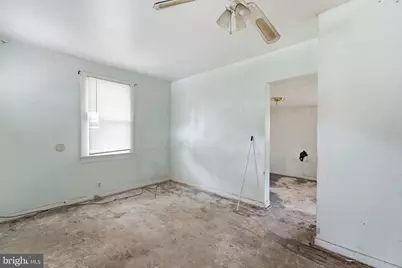93 W Pitman Street, Penns Grove, NJ 08069 - Photo 7