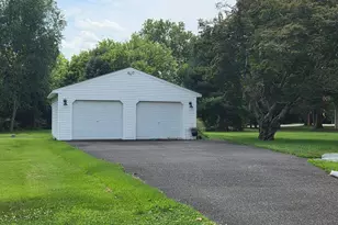 26 Church St, Woodstown, NJ 08098 - Photo 3