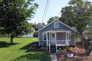 12 Chester Ave, Pennsville Township, NJ 08023 - Photo 3