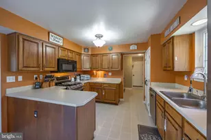 39 Two Penny Run, Pilesgrove Township, NJ 08098 - Photo 11