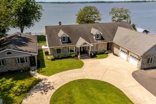 8 Issac Dr, Pennsville, NJ 08070 - Photo 3