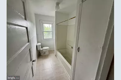 31 W Main Street, Penns Grove, NJ 08069 - Photo 5