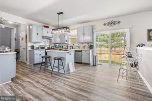 19 Howard St, Carneys Point, NJ 08069 - Photo 7
