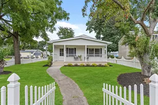 215 S Main St, Woodstown, NJ 08098 - Photo 1