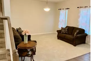 73 Kingsberry Ln, Woodstown, NJ 08098 - Photo 5