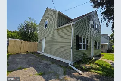 39 Maplewood Avenue, Carneys Point, NJ 08069 - Photo 17