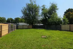 39 Maplewood Ave, Carneys Point, NJ 08069 - Photo 19