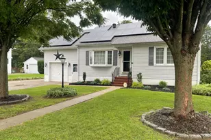 63 Sparks Ave, Pennsville, NJ 08070 - Photo 3